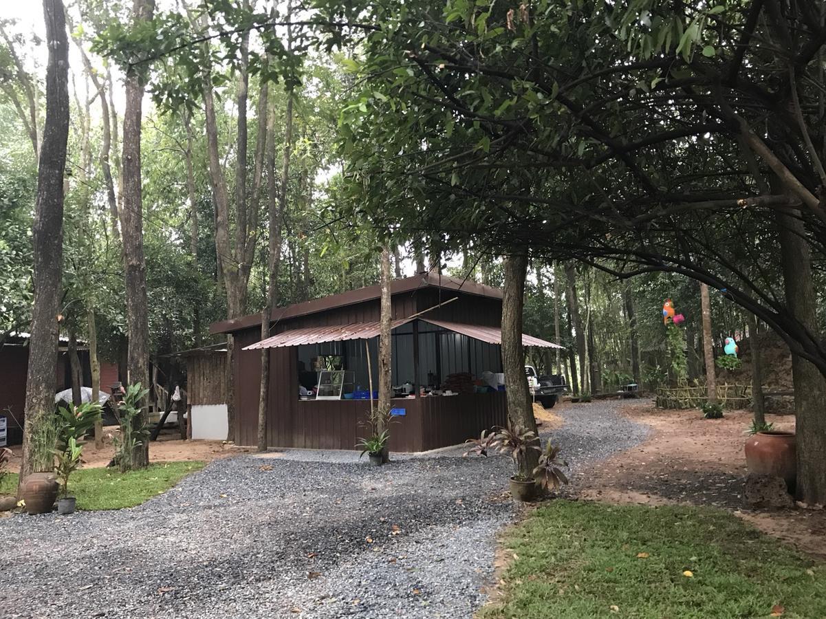 Koh Madan Camp Hotel Nakhon Nayok Exterior foto